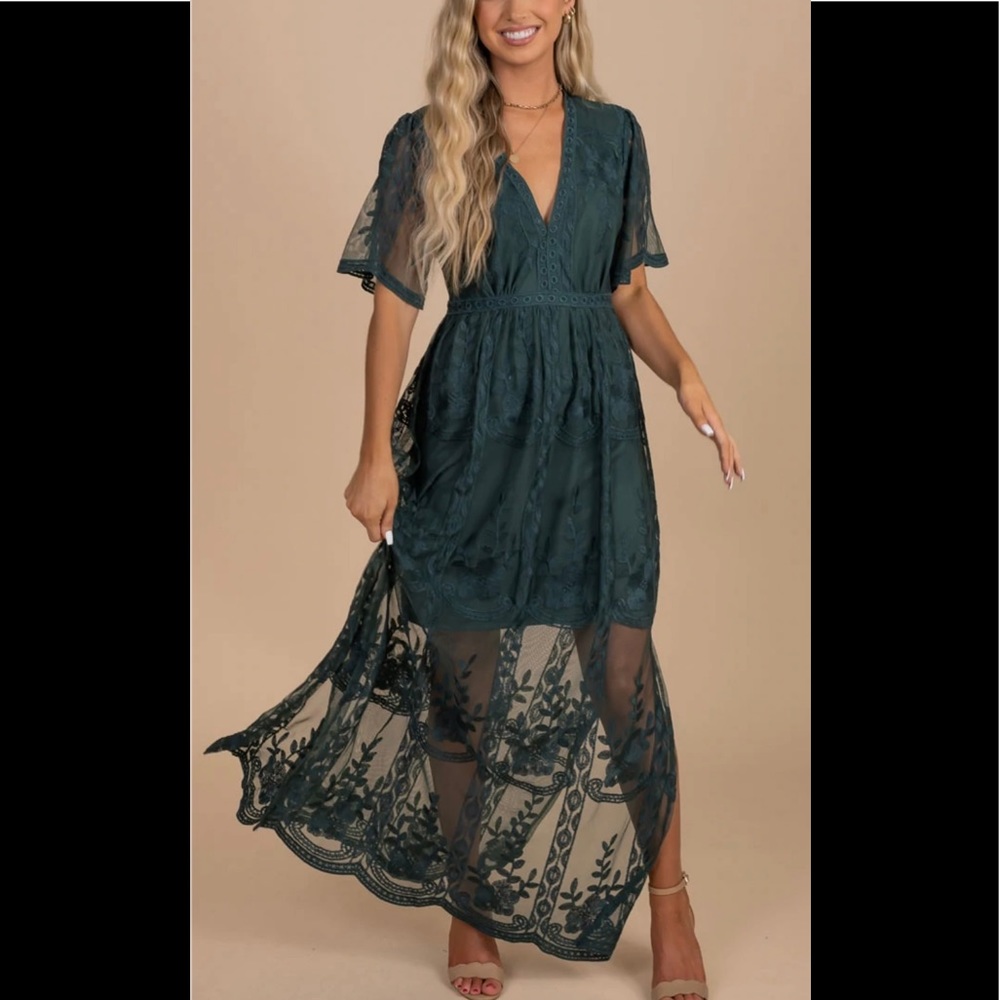 lace maxi  from Bella Ella boutique dress Size Large.